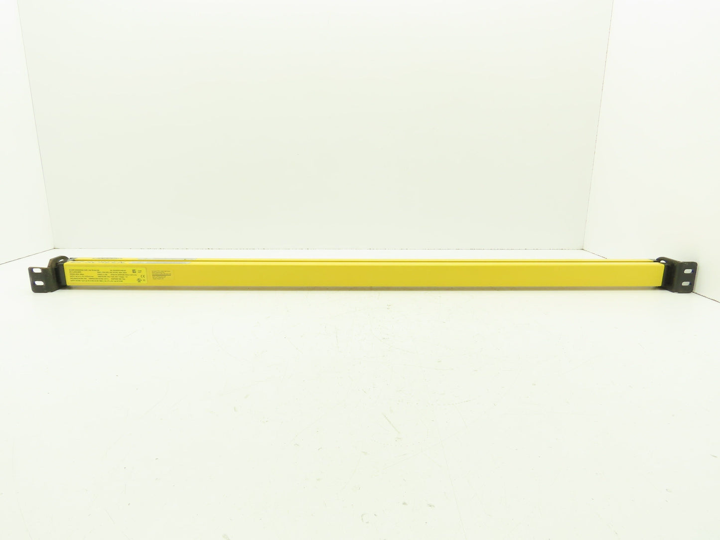 Banner SLSR30-900P8 EZ-SCREEN LP Safety Light Curtain Receiver 24VDC IP65