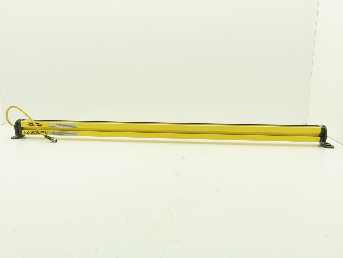 Banner SLSR30-900P8 EZ-SCREEN LP Safety Light Curtain Receiver 24VDC IP65