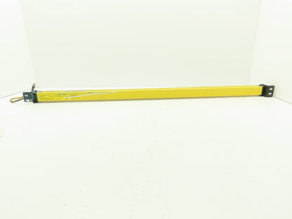 Banner SLSE30-900P8 EZ-SCREEN LP Safety Light Curtain Emitter 24VDC IP65