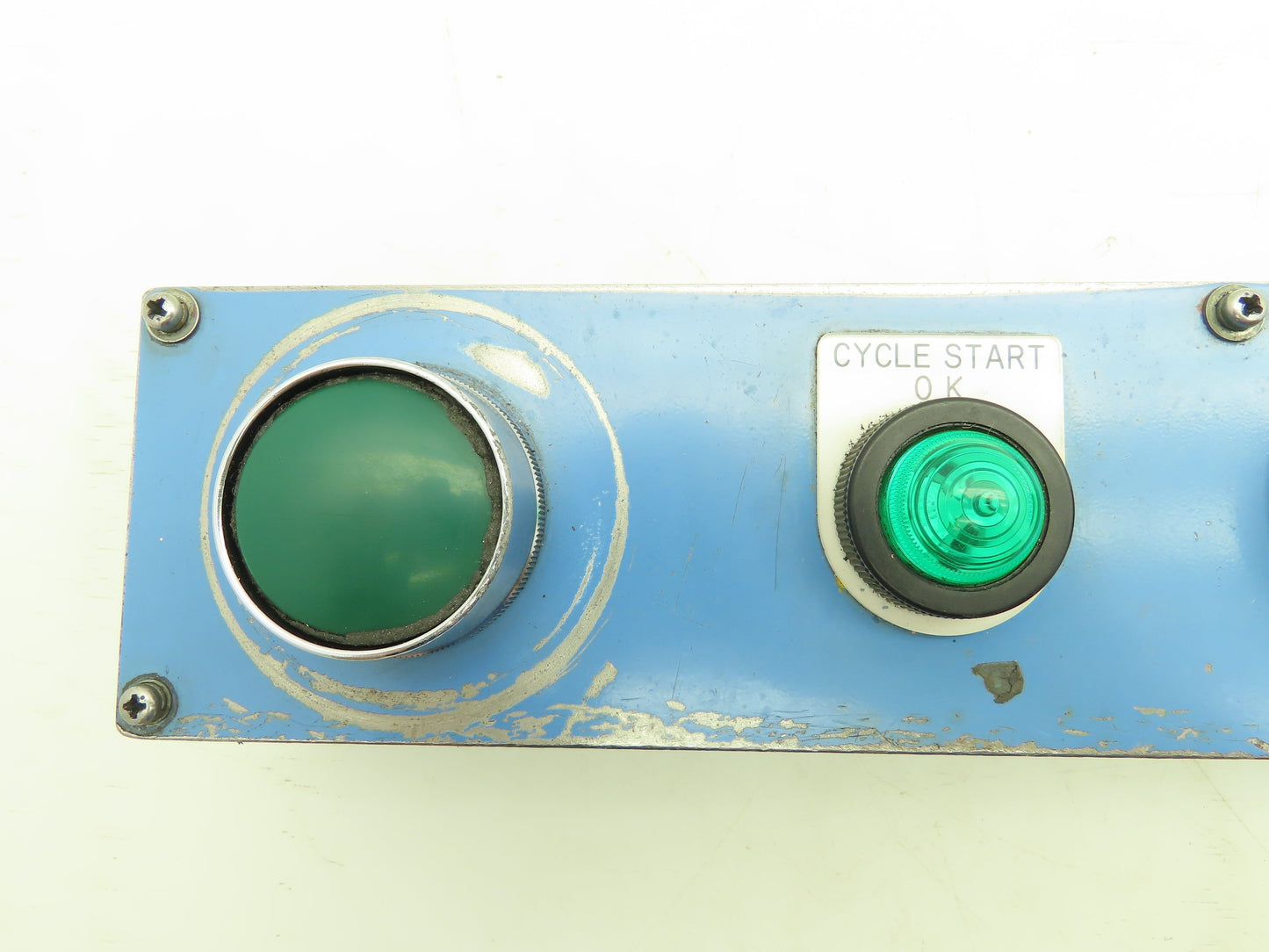 5 Pushbutton Control Station 17.5" H 3" W 3" With E-Stop And Green Indicator