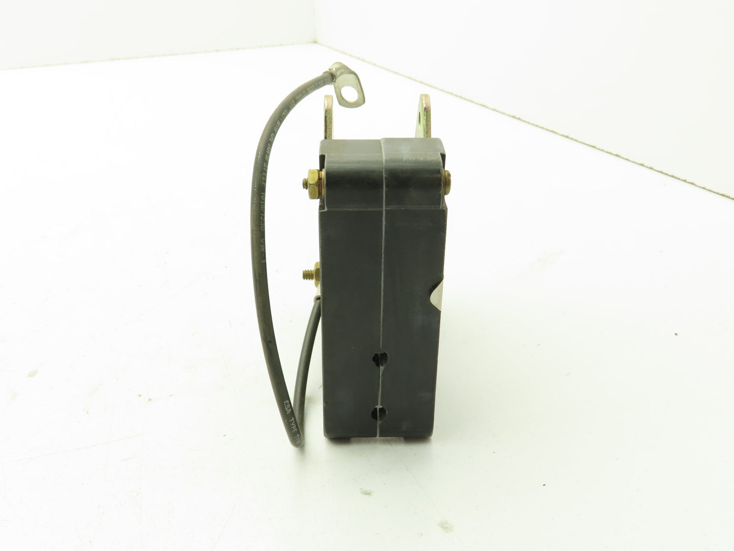 Square D 51016-221-50 Hubbell Line Arc Single Pole Contactor Arc Shield Chute