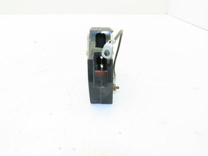 Square D 51016-221-50 Hubbell Line Arc Single Pole Contactor Arc Shield Chute