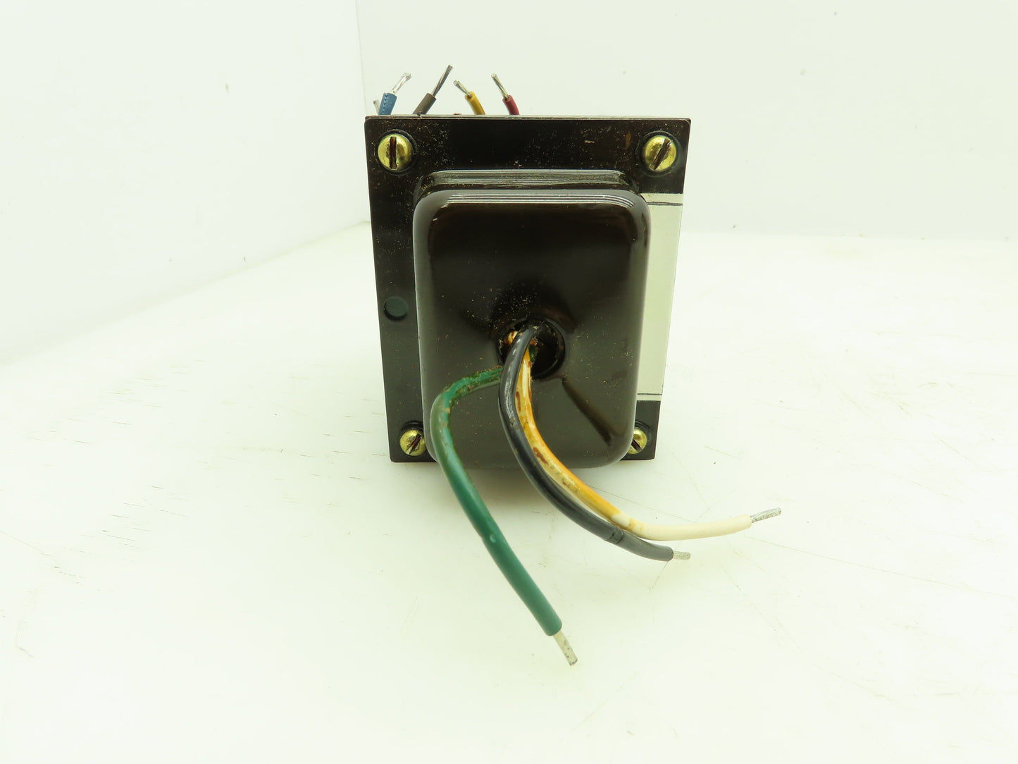 Daniel Woodhead 1678-12 Low Voltage Transformer 3 Wire 12VAC Output