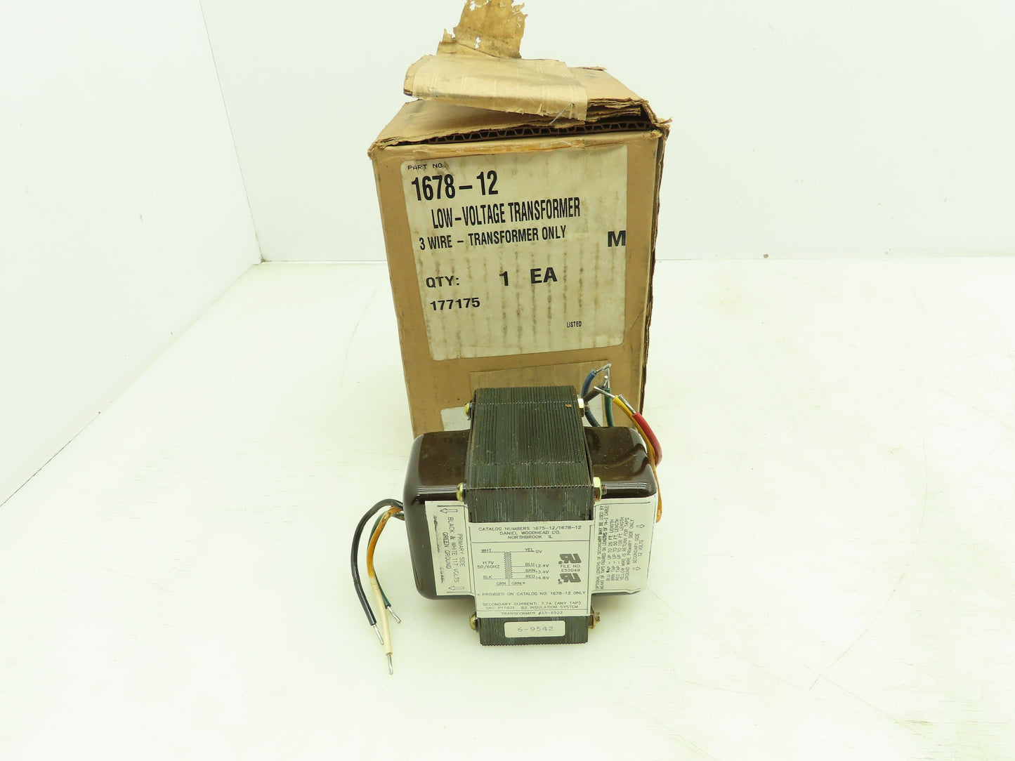 Daniel Woodhead 1678-12 Low Voltage Transformer 3 Wire 12VAC Output