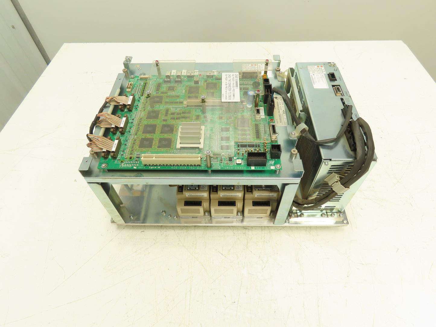 Yaskawa SRDA-MH6 Servo Pack JZRCR-YSV02-11 Servo Driver Controller