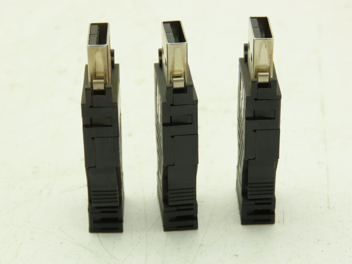 Yaskawa CBL-YRC020-1 Mechatrolink Terminal Connector Terminator Plug Lot of 3