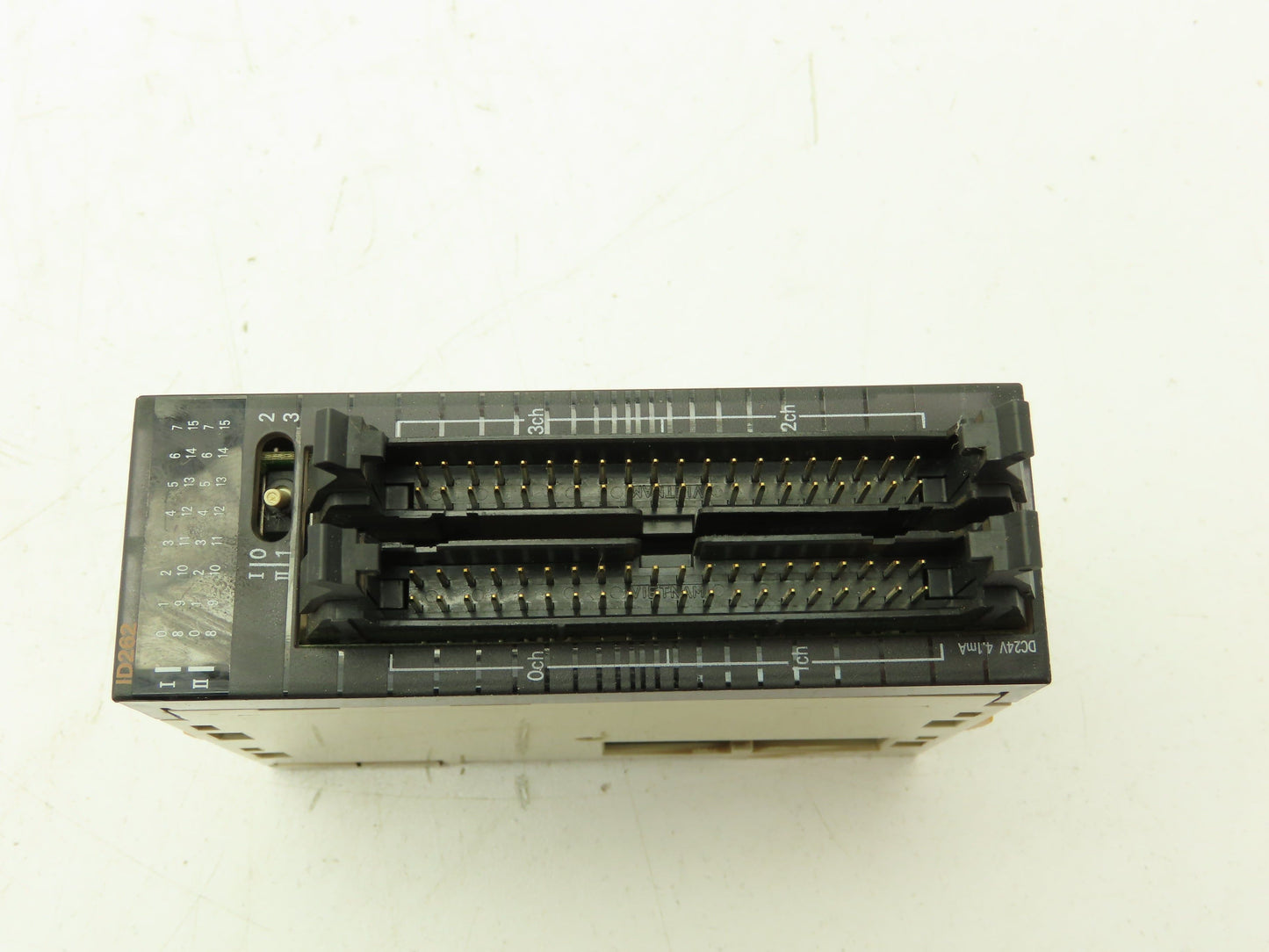 Omron CJ1W-ID262 Input Module 64 Inputs 16 Points 1 Common 24VDC 4.1mA