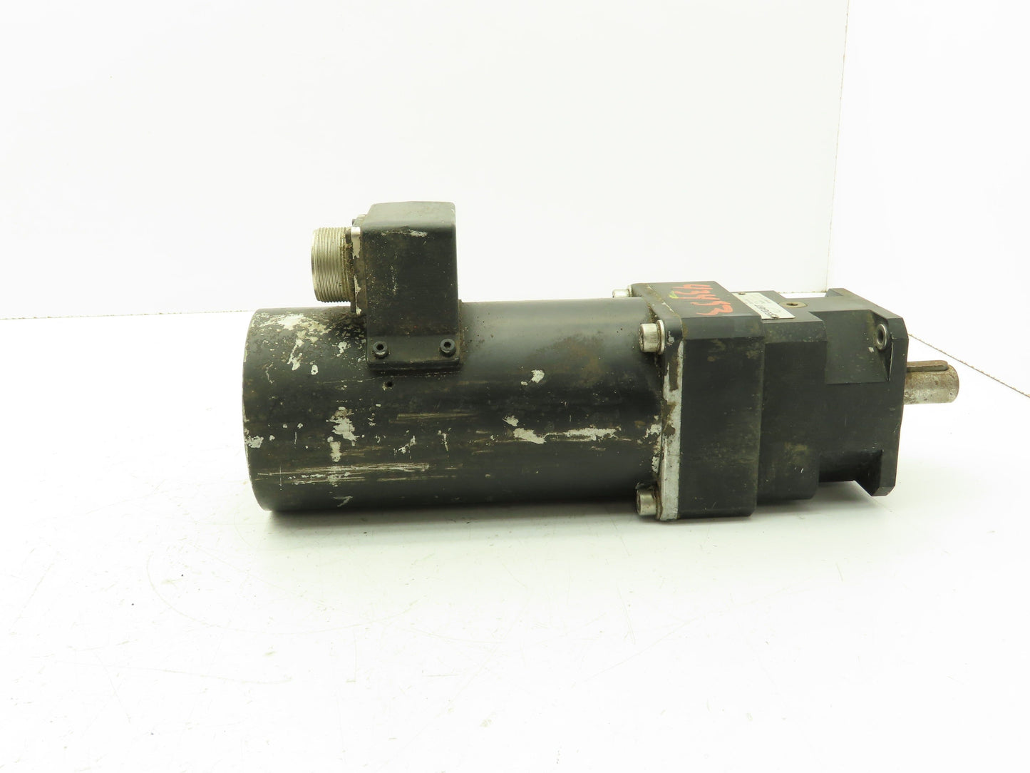 Indramat MAC063D-0-JS-2-C Permanent Magnet Motor 2.7Nm 350RPM Gear Reducer 10:1