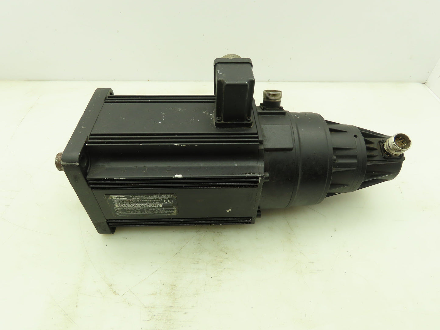 Rexroth Indramat MAC093A-0-PS-4-C/130-A-0/WI518LV/S001 Permanent Magnet Motor