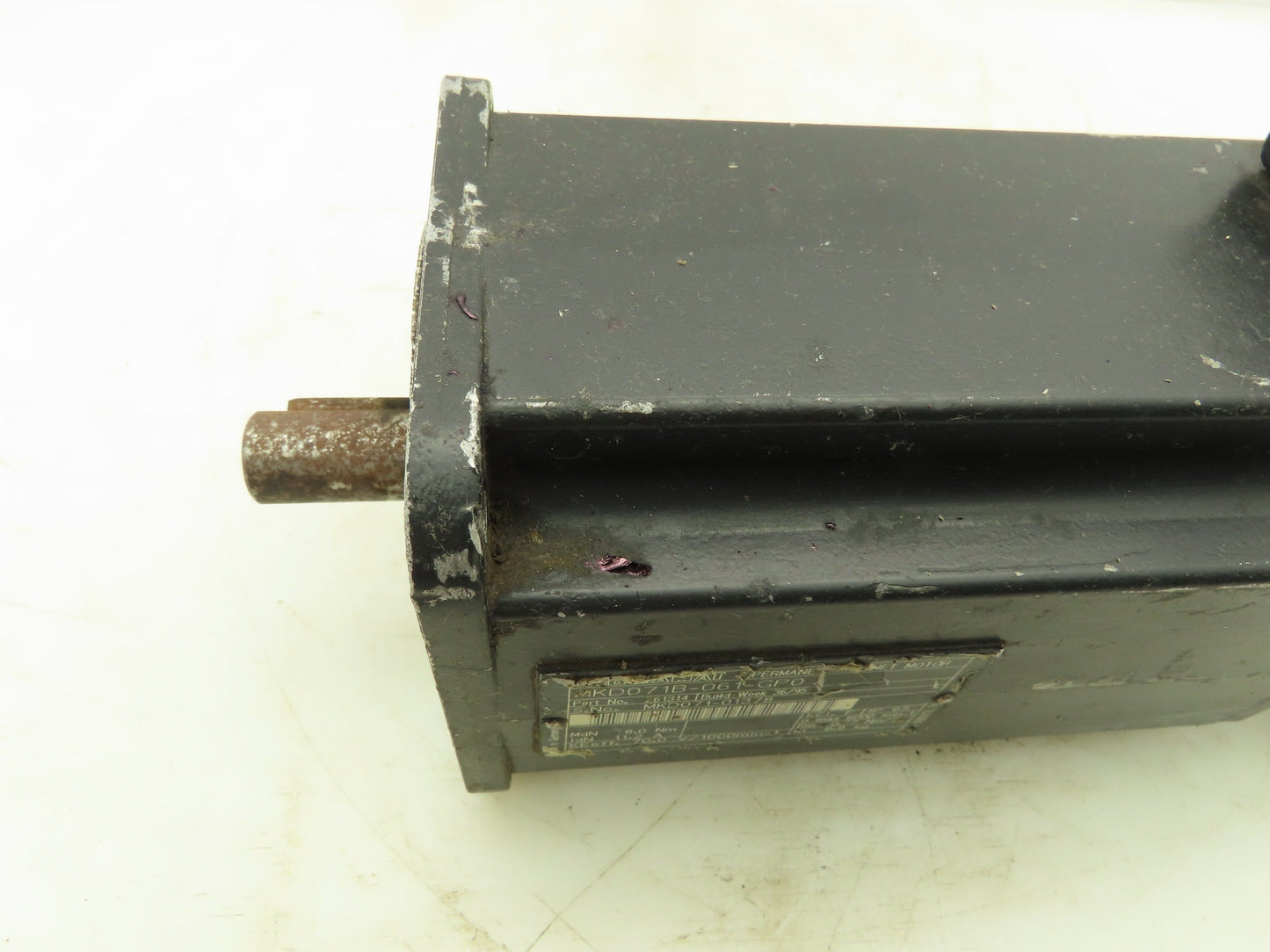 Indramat MKD071B-061-GP0 Permanent Magnet Motor Servo 8Nm 6000RPM Rexroth