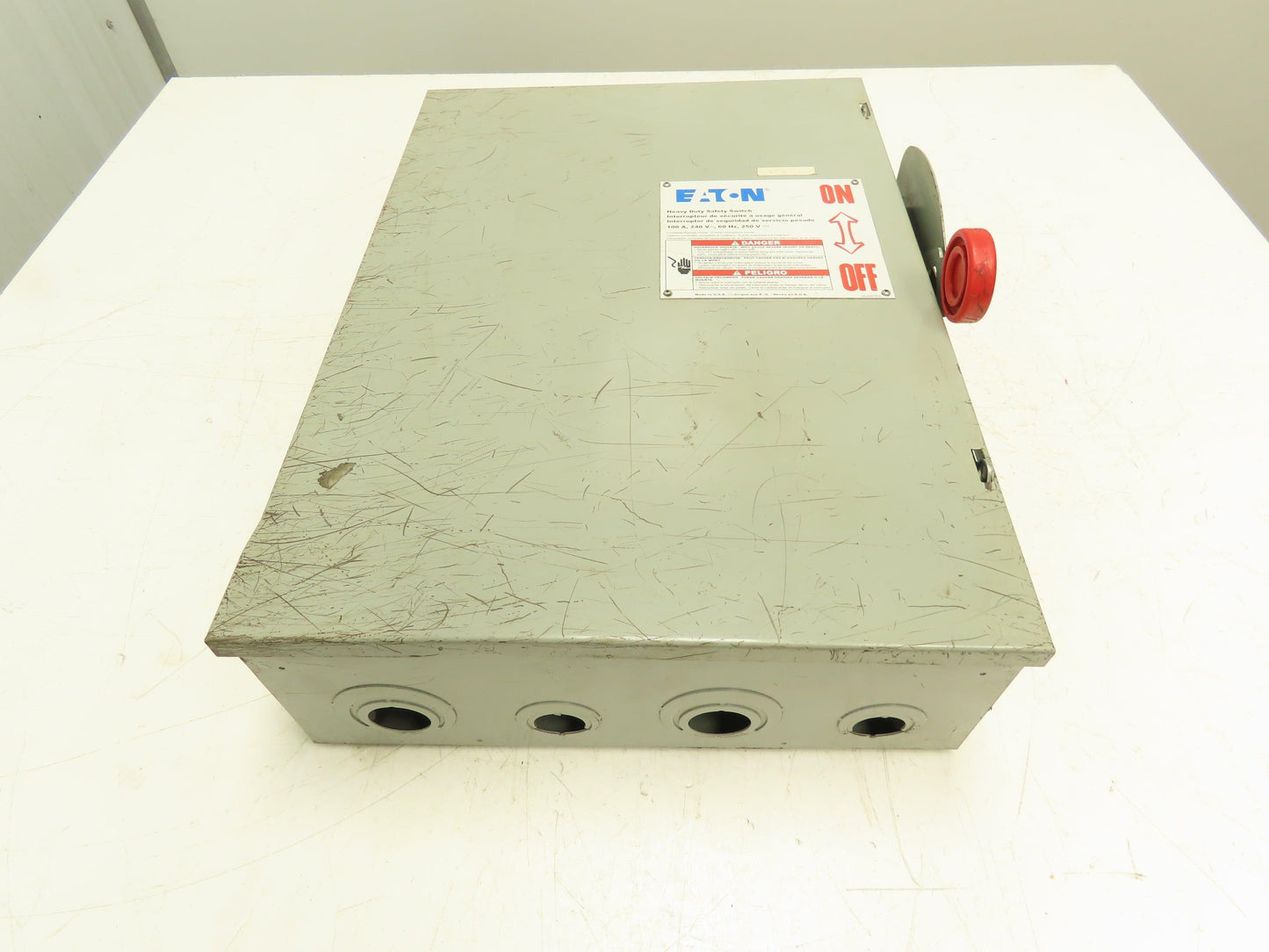 Eaton Cutler DH323FGKJSEL Fusible Disconnect Safety Switch 100A 3 Pole 240V