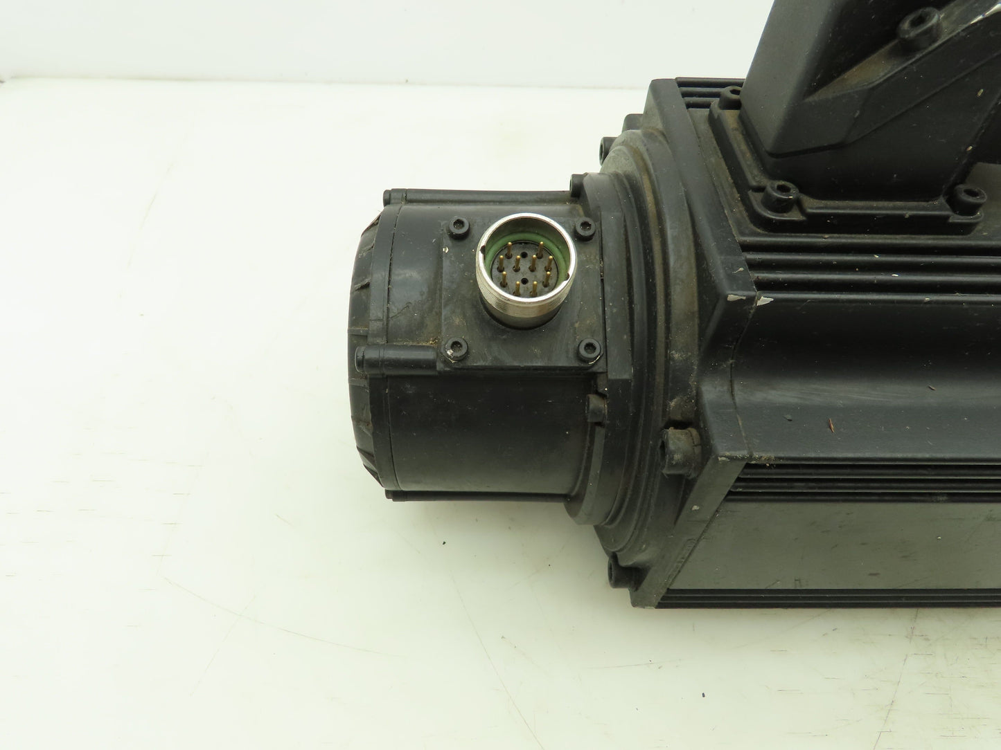 Indramat MDD093B-N-020-N2L-130PA0 Permanent Magnet Motor Heidenhain Encoder