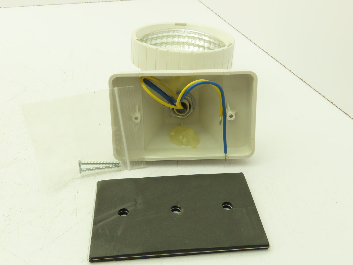 Lithonia Lighting ELA W NX N0806 Remote Head Emergency Light Incandescent 8W 6V