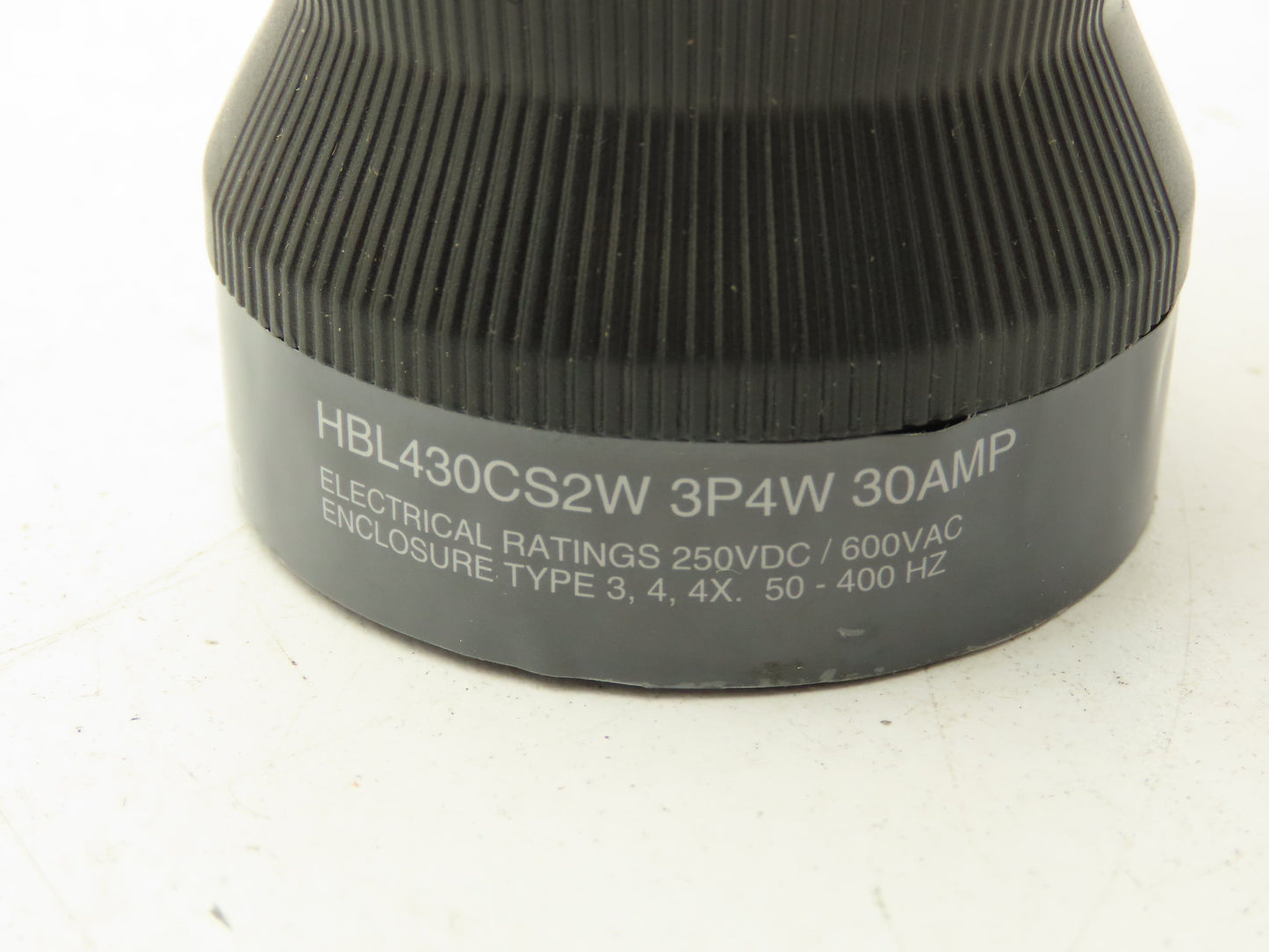 Hubbell HBL430CS2W HBL Insulgrip Pin Sleeve Receptacle 3P 4W 30A Plug 600VAC