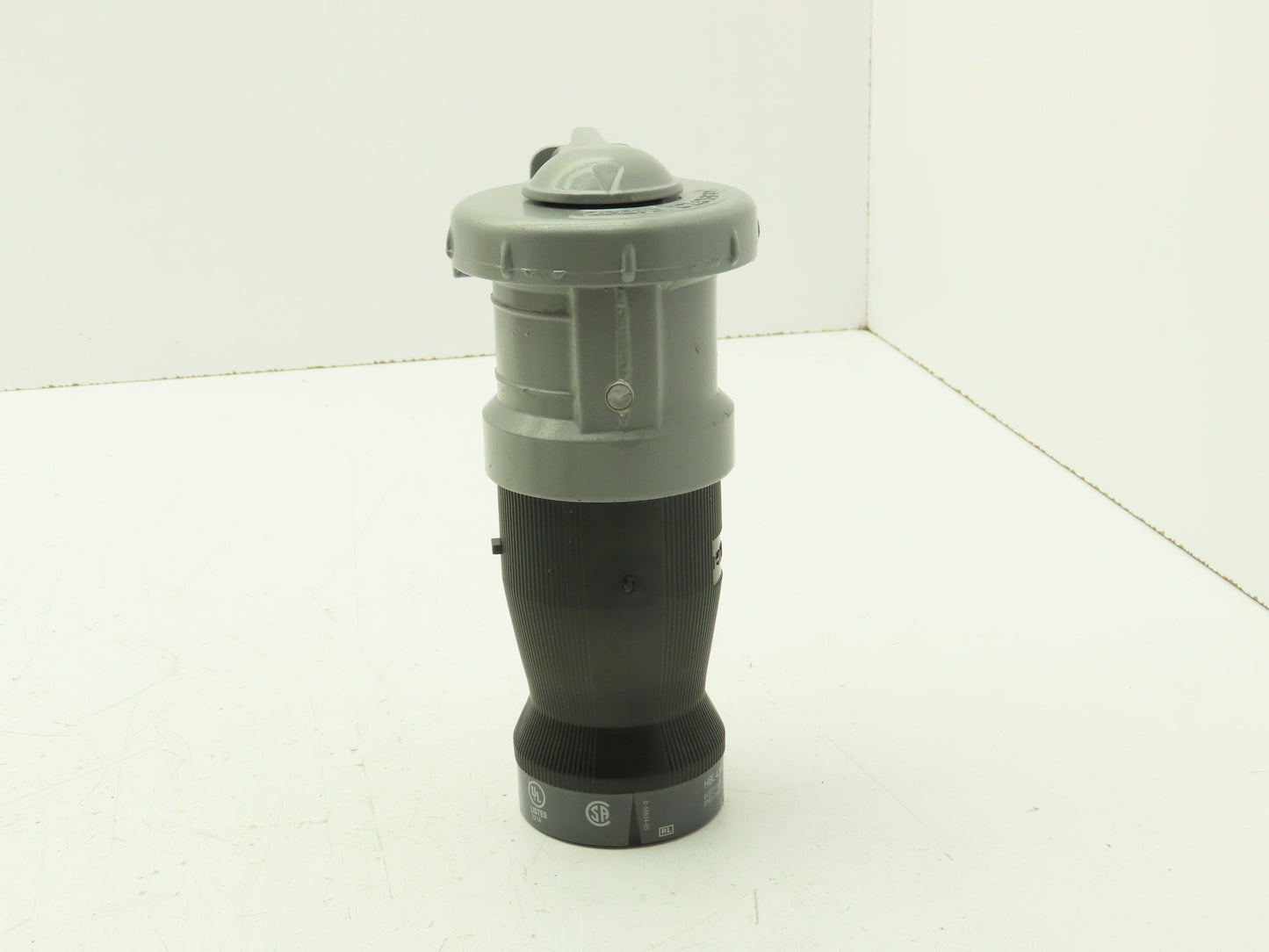 Hubbell HBL430CS2W HBL Insulgrip Pin Sleeve Receptacle 3P 4W 30A Plug 600VAC