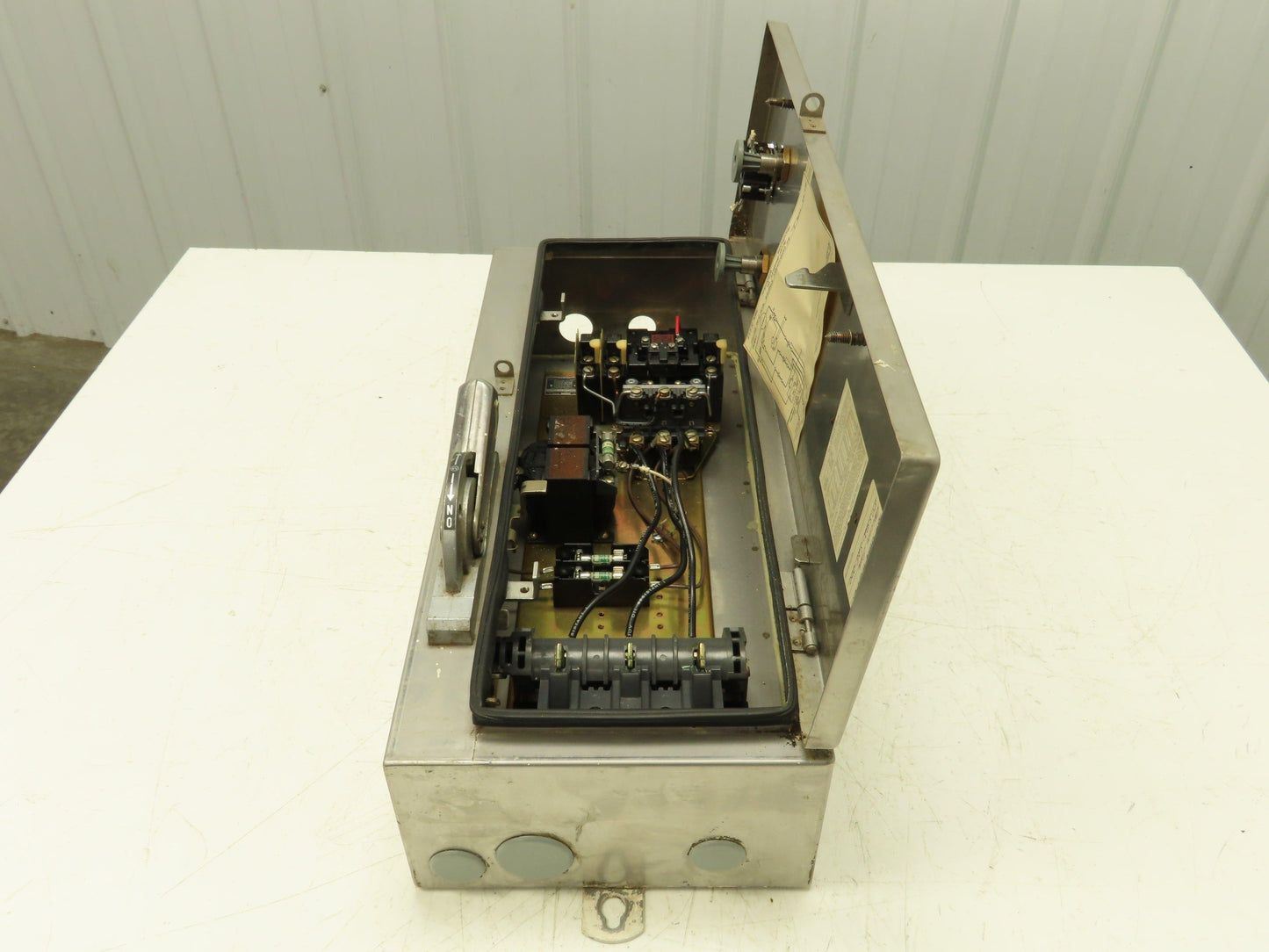 Allen Bradley 712 Sz 1 Combination Starter 10Hp Non-Fusible Stainless Disconnect