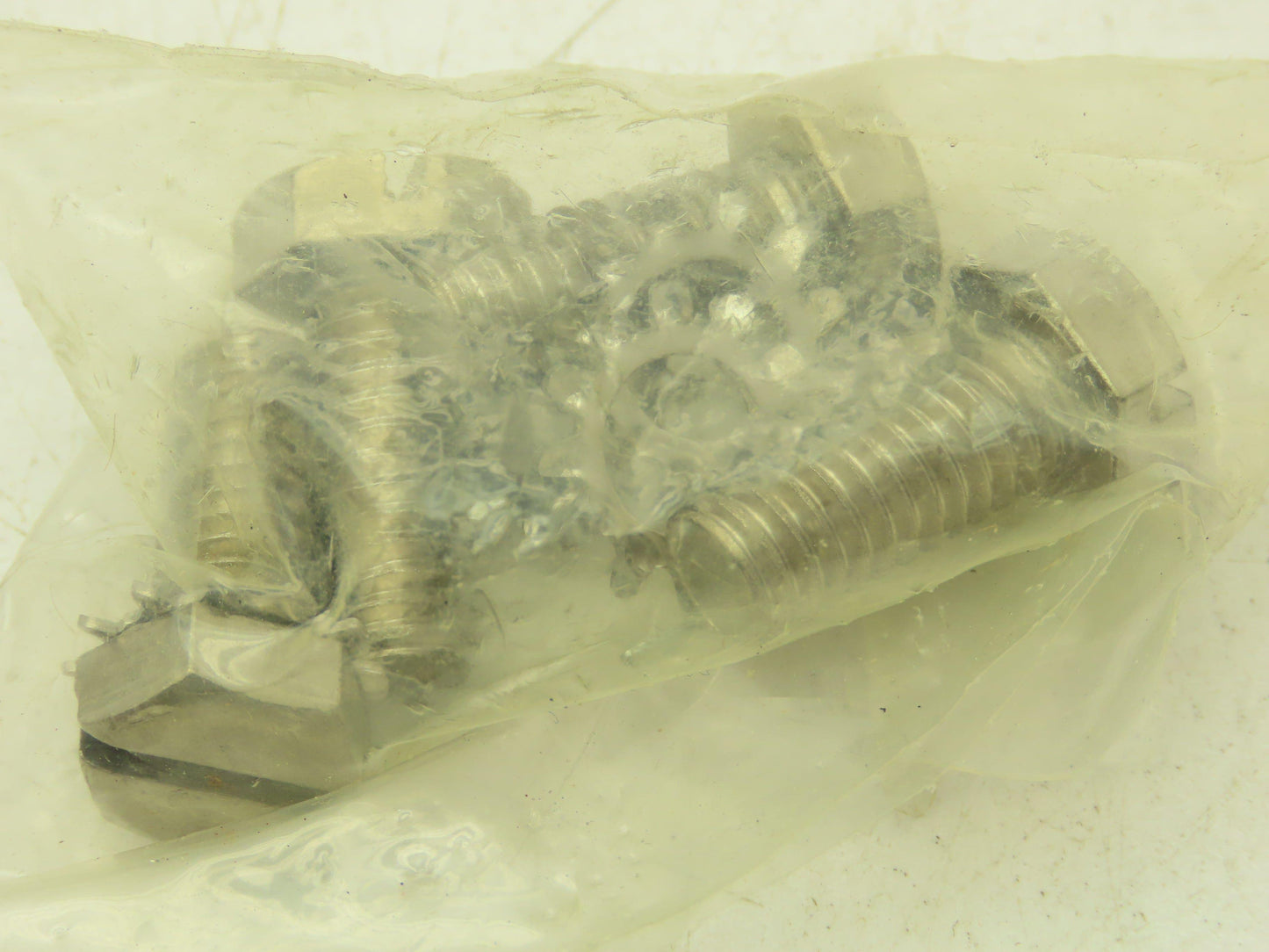 Hubbell HBL360RS2W Pin Sleave Receptacle 2 Pole 3 Wire 60A 600V