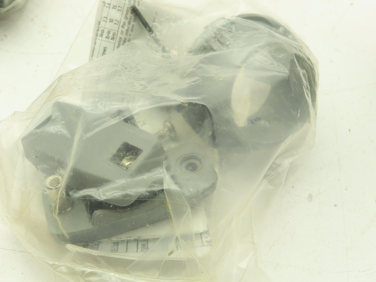 Hubbell HBL360PS2W Pin Sleeve Male Plug 2P3W 600V 60 Amp 2 Pole 3 Wire