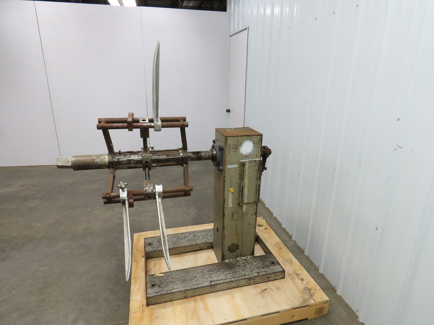 Jaco Coil Reel Uncoiler Feeder Manual Brake 20" ID Manual Tightener Decoiler