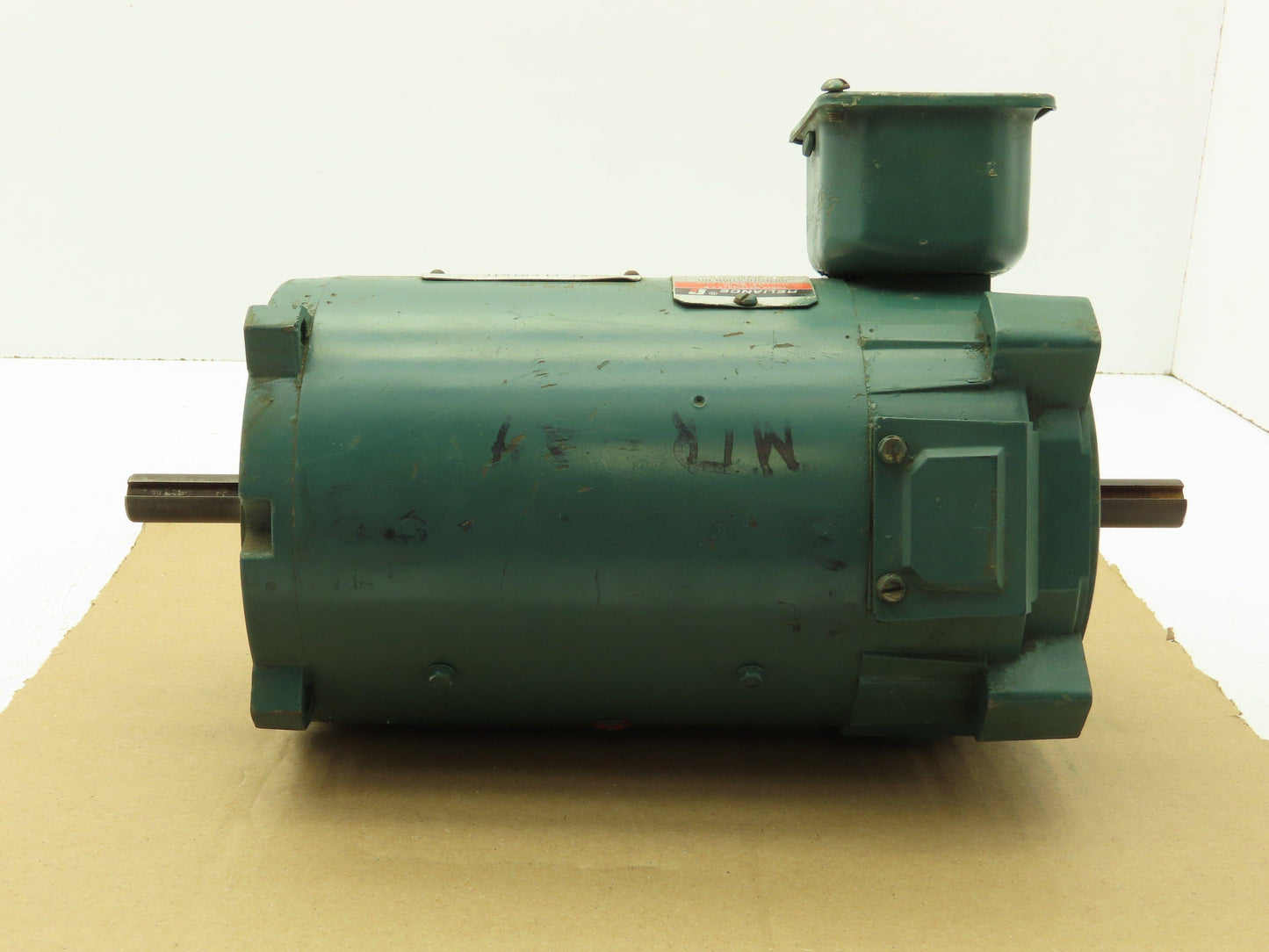 Reliance T56H1041NPL DC Electric Motor 1/2HP 1725RPM 180V 2.5A EC56C Frame