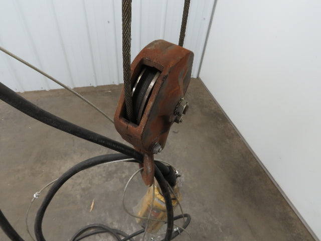 David Round M55W-1-40-17 1/2Ton 1000lb Electric Cable Hoist 40' Lift 17' FPM 3Ph