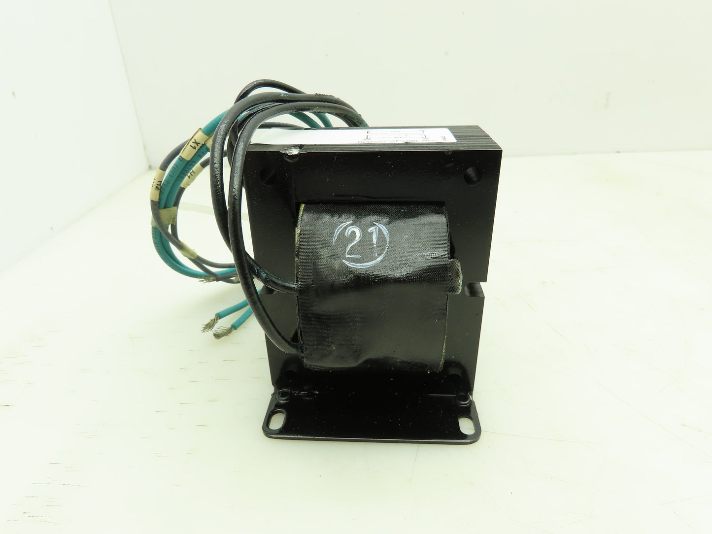 Dongan NSC-25H2-0143 Industrial Control Transformer Pri 120V Sec 24V .200kva