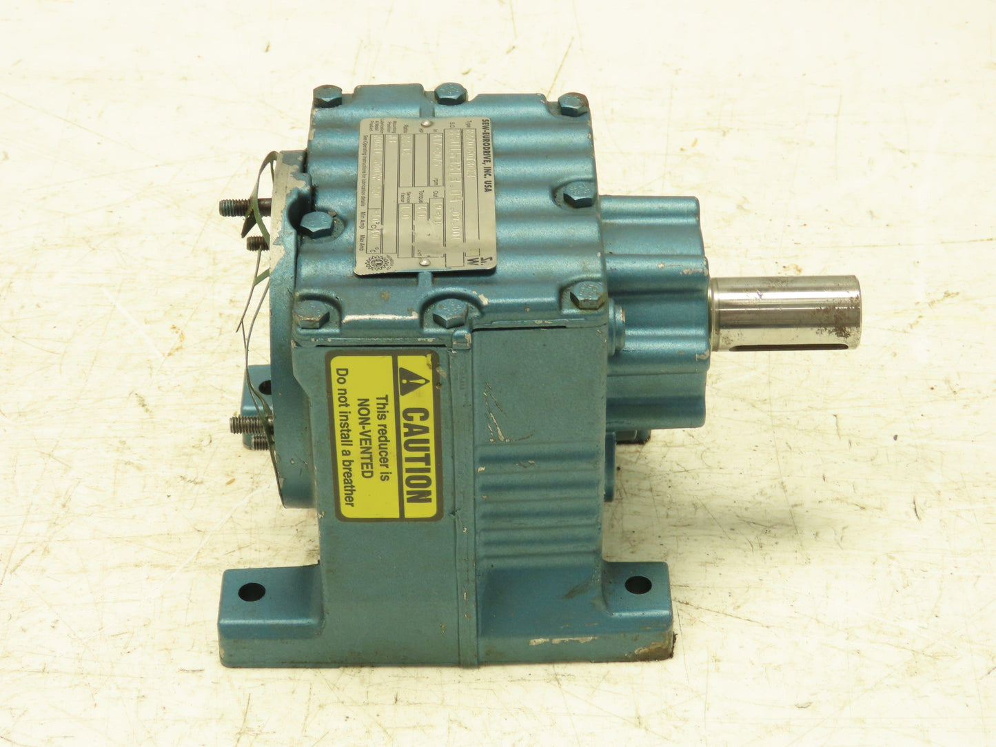 Sew-Eurodrive R27D16DT80K4 Inline Gearbox 22.3:1 Reducer 19-93 RPM  80K4 Frame