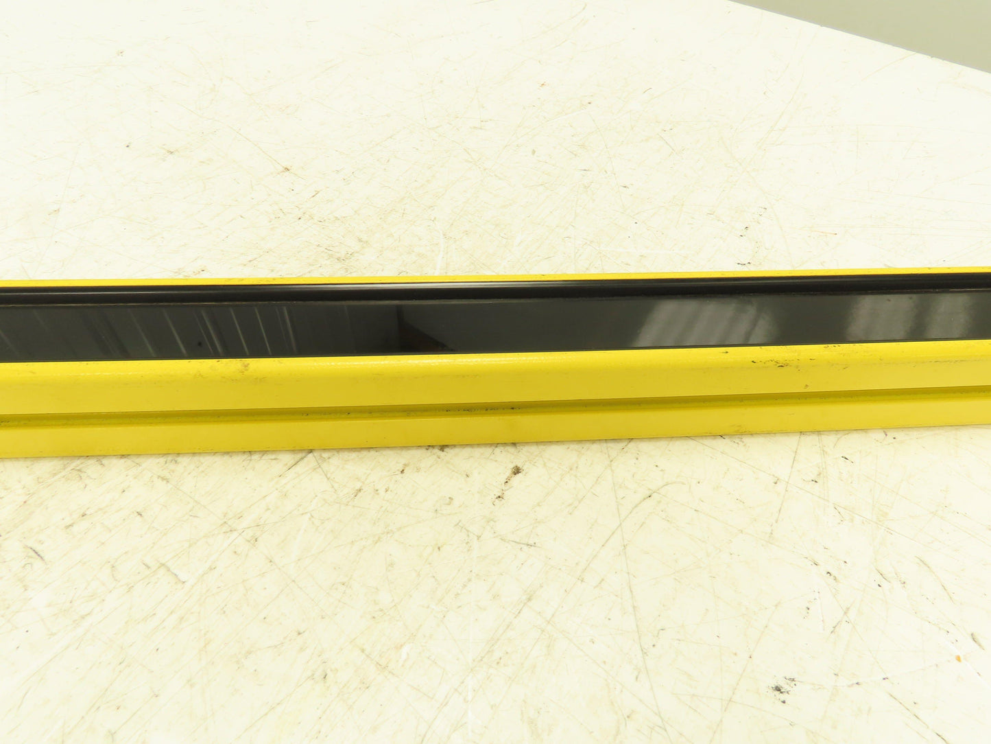 Sick FGSS 1800-211 Safety Light Curtain Sender Emitter 1800mm x 18M 24V