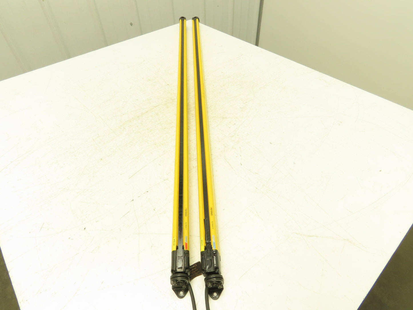 Keyence GL-R60H Safety Light Curtain Transmitter & Receiver Set 25mm 1180mm 15m