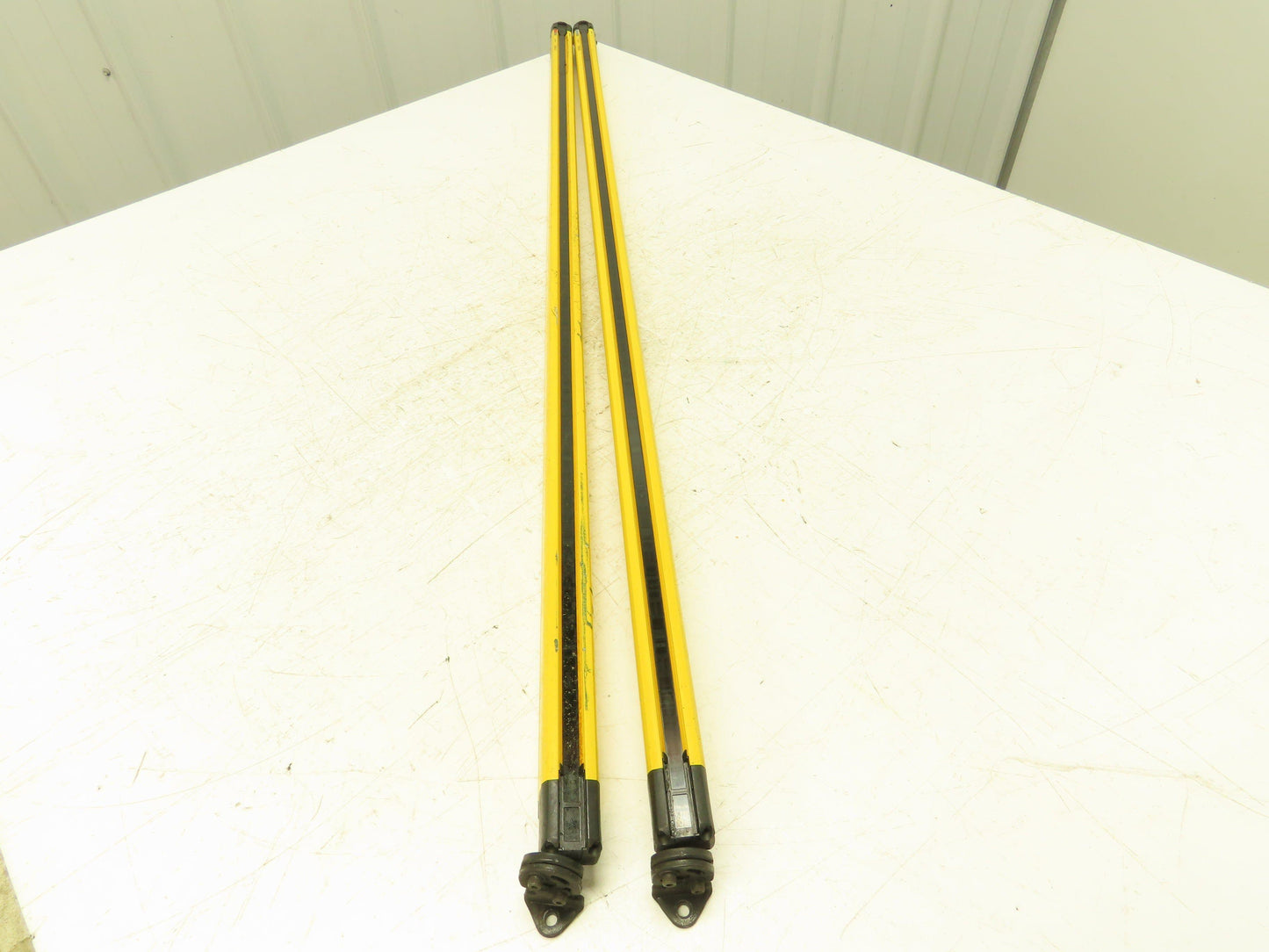 Keyence GL-R60H Safety Light Curtain Transmitter & Receiver Set 25mm 1180mm 15m