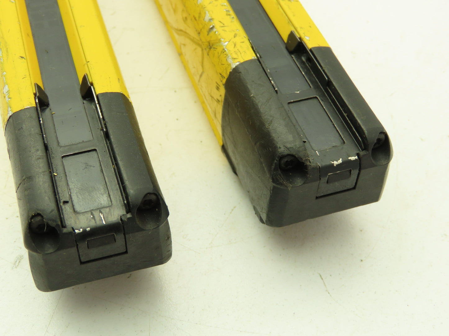 Keyence GL-R12H Safety Light Curtain Transmitter & Receiver Set 25mm x 220mm 15m