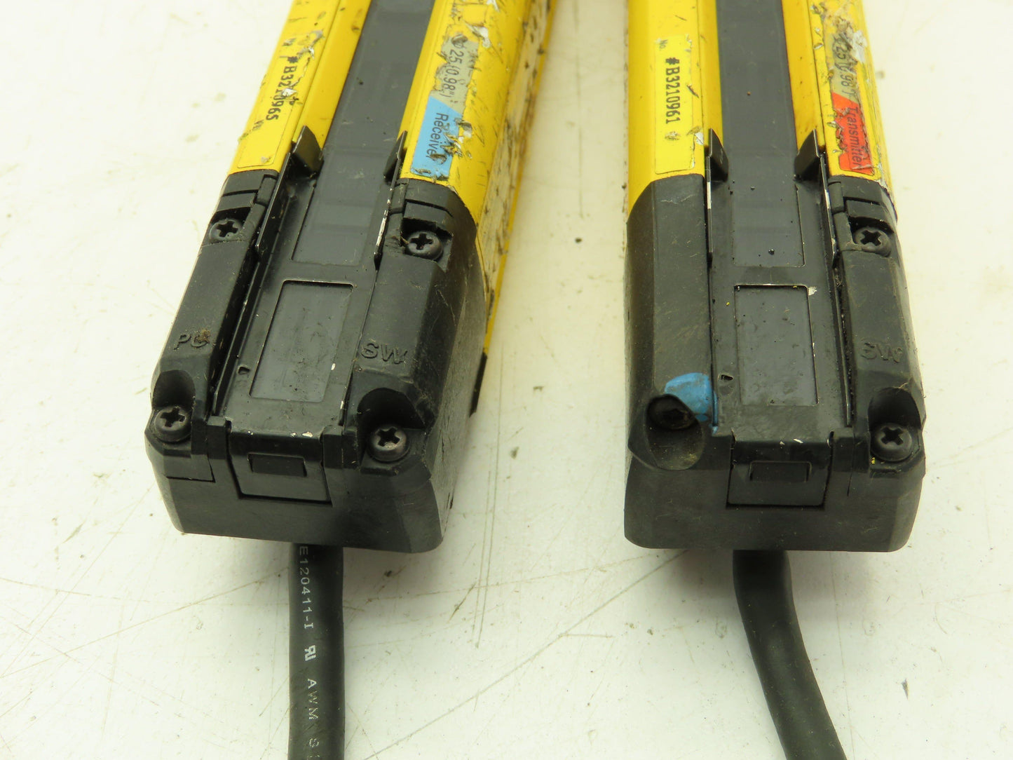 Keyence GL-R12H Safety Light Curtain Transmitter & Receiver Set 25mm x 220mm 15m