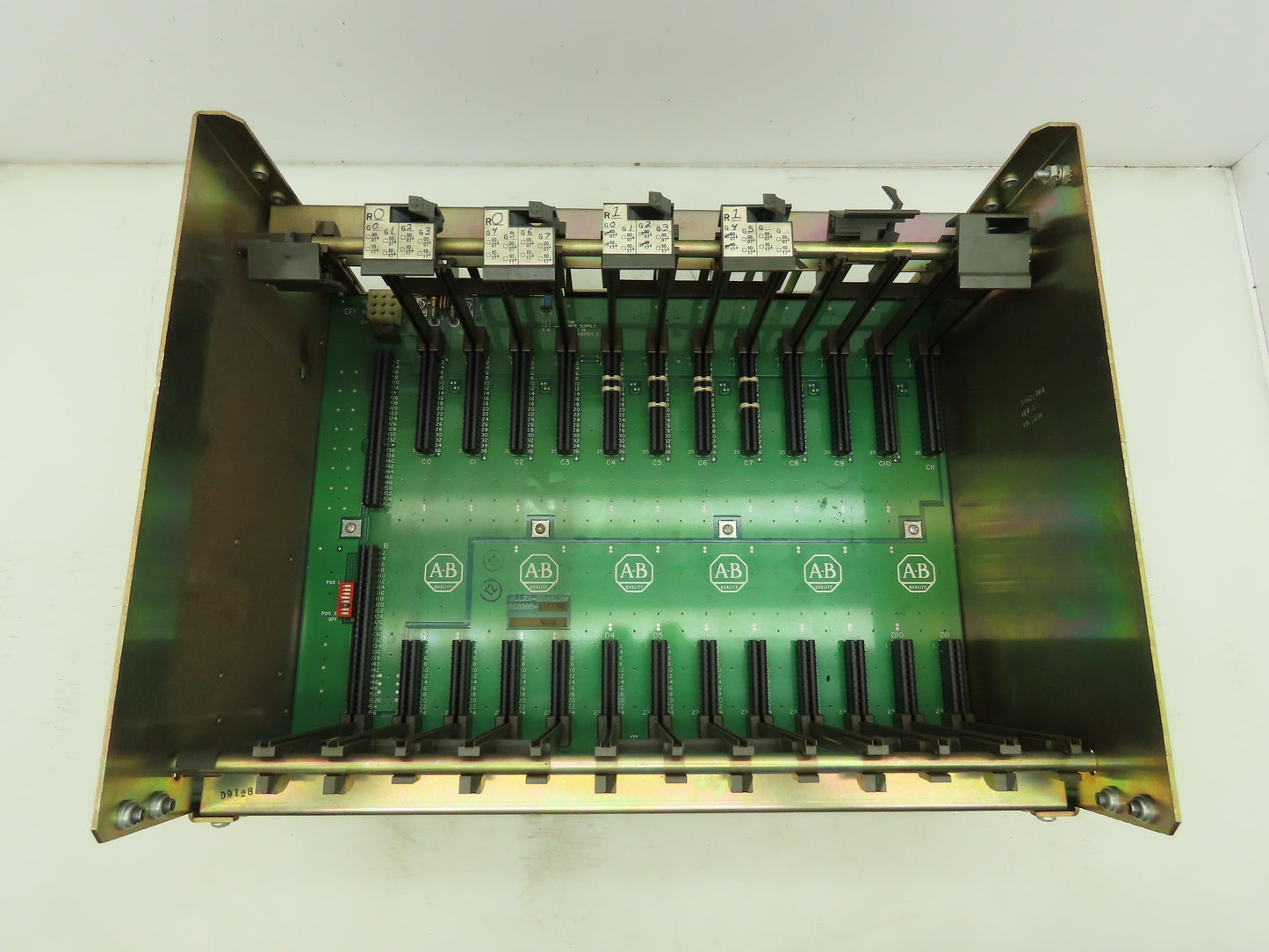Allen Bradley 1771-A3B 12 Slot I/O Chassis 5V Backplane 24A @ 5.25 VDC Max