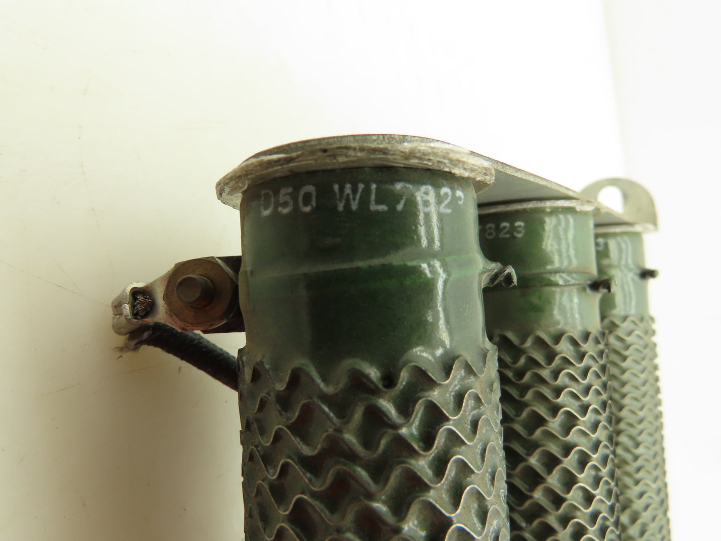 D50 WL7823 Wirewound Ceramic Tube Resistor 50 Ohms Chassis Rack Mount Set of 3