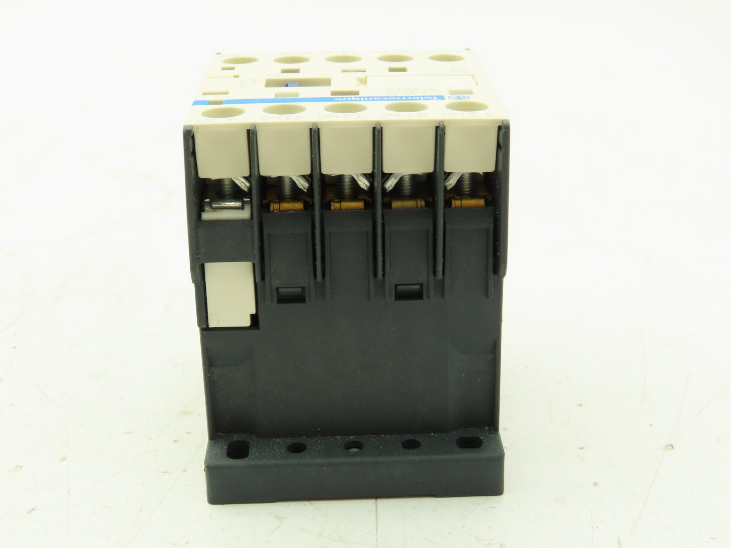 Schneider Electric Telemecanique CA3KN31BD3 Control Relay 24VDC 10A 4PH 3NO 1NC