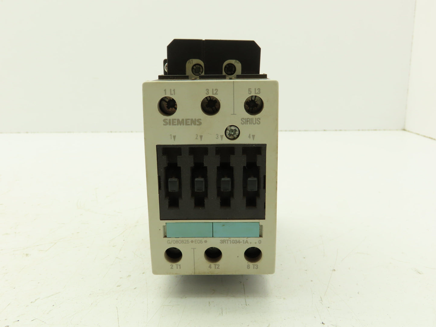 Siemens 3RT1034-1A.0 Contactor 400VAC 32A 15KW 3PH 30HP