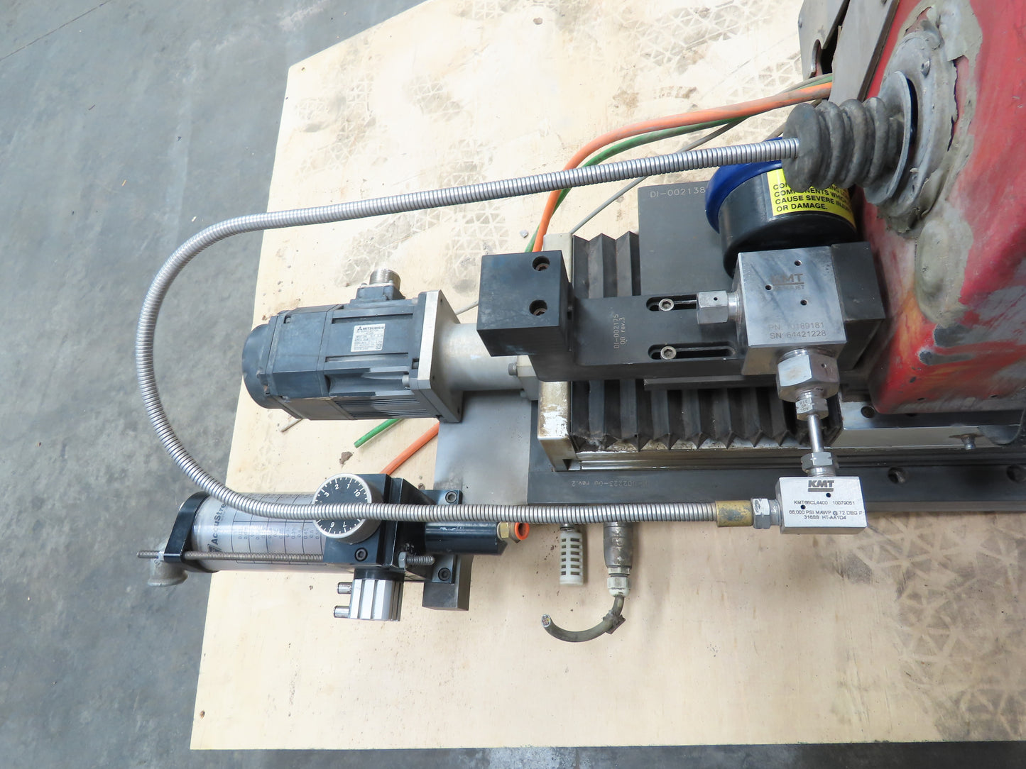 KMT Waterjet Cutting Head Nozzle Assembly  60000 PSI