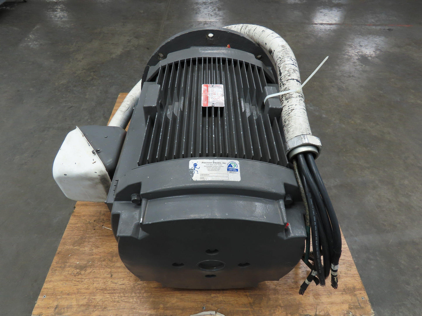 General Electric 5K405JL2241A GE Motor 125Hp 1780RPM 460V 3Ph 405TSD 2-1/8"