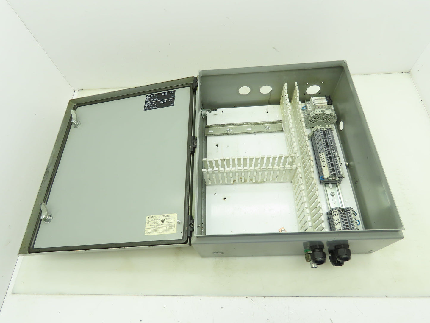 Saginaw SCE-1614ELJ Control Panel Enclosure 16"H 14"W 6"D With Backplate