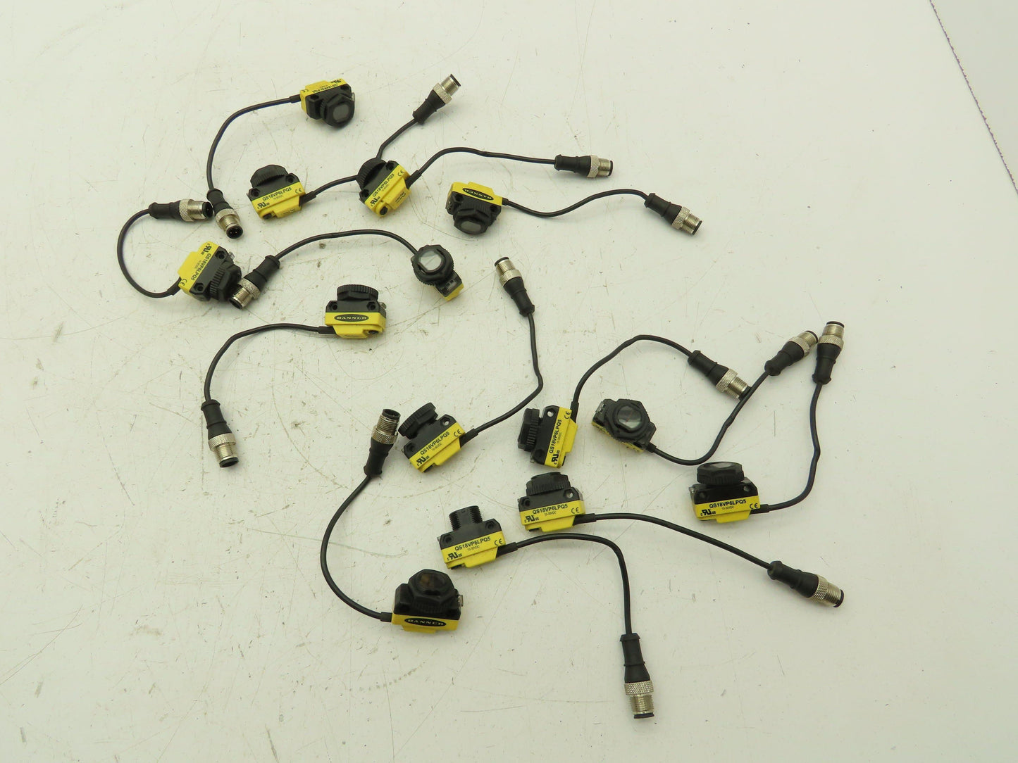 Banner QS18VP6LPQ5 Photoelectric Sensor 3.5 Meter Range 10-30VDC Lot Of 14