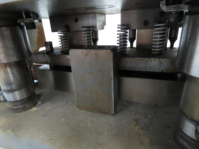 Pneumatic Air 4 Ton Punch Press 1.5" Stroke 12x10" Die Mead Fabco Cylinder