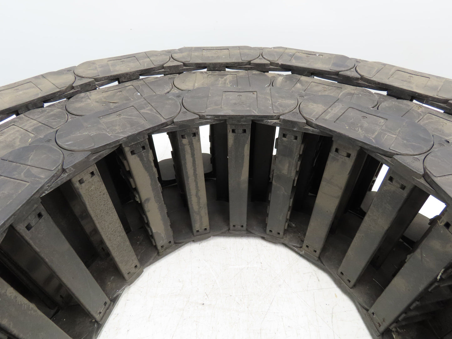 Igus 380.01 Series 38  Energy Chain Cable Carrier 67 Links 7.87"W 1.62"H 176"L