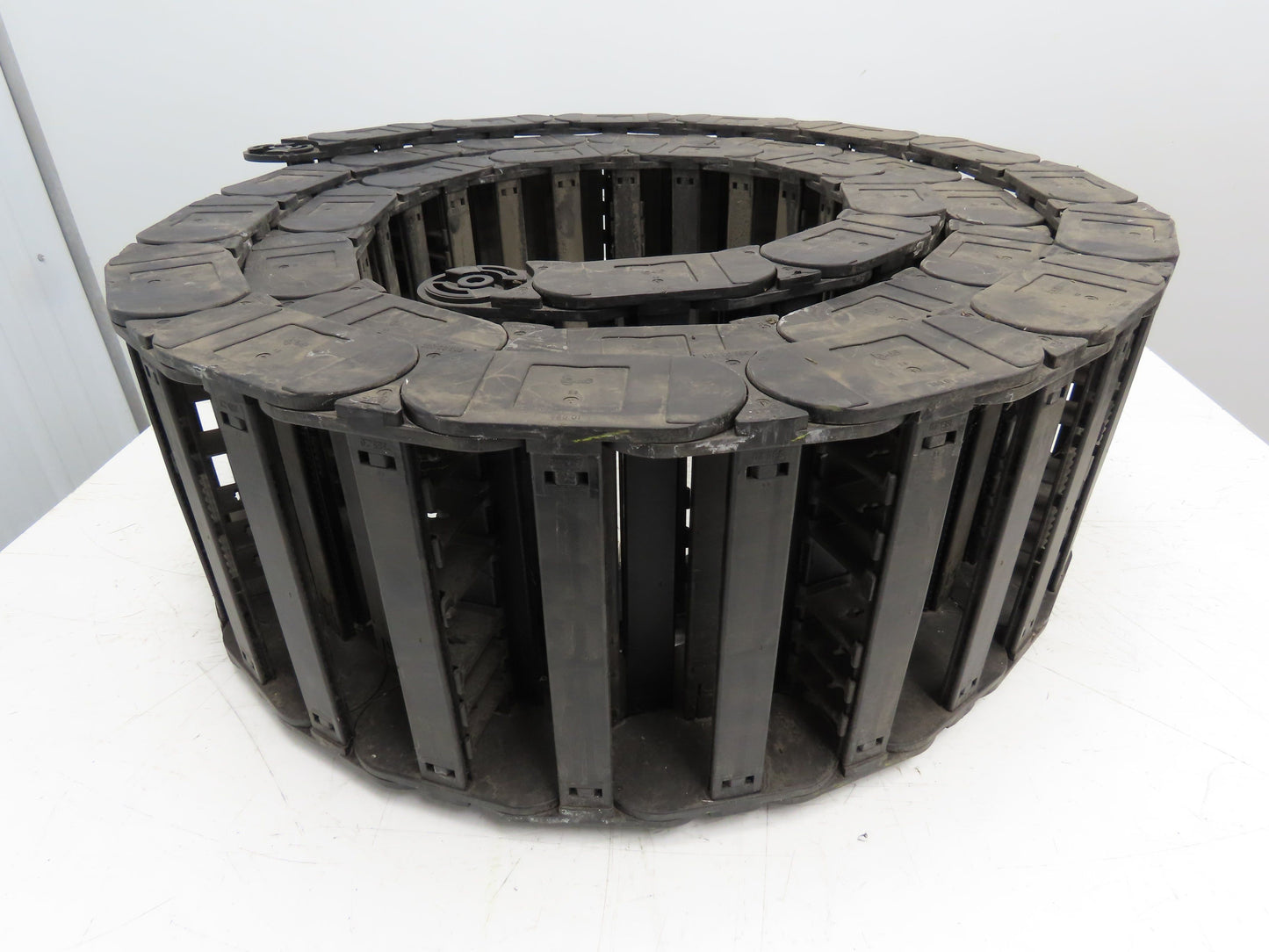 Igus 380.01 Series 38  Energy Chain Cable Carrier 67 Links 7.87"W 1.62"H 176"L