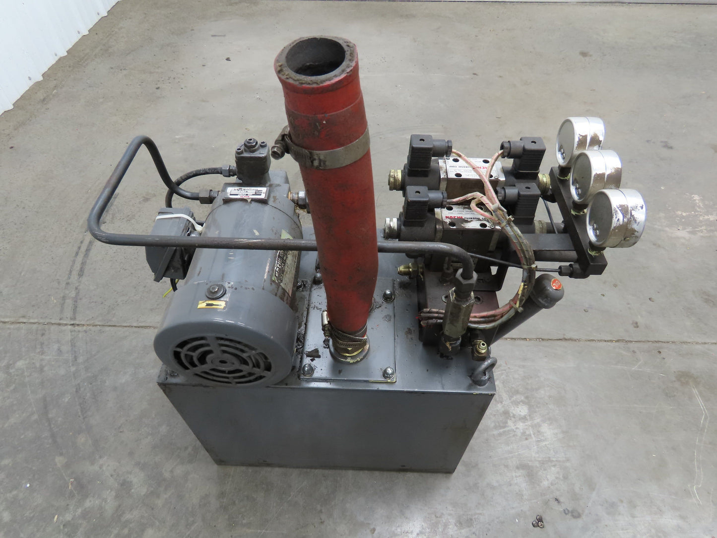 Nachi VDS-0B-1A2-10 Hydraulic Power Unit 3.94 GPM 507 PSI Variable Vane 220V 3Ph