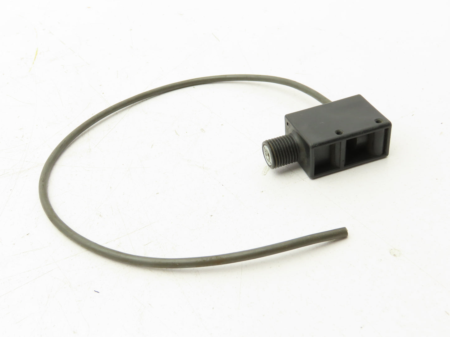 Omron TL-PP283 Proximity Sensor Switch