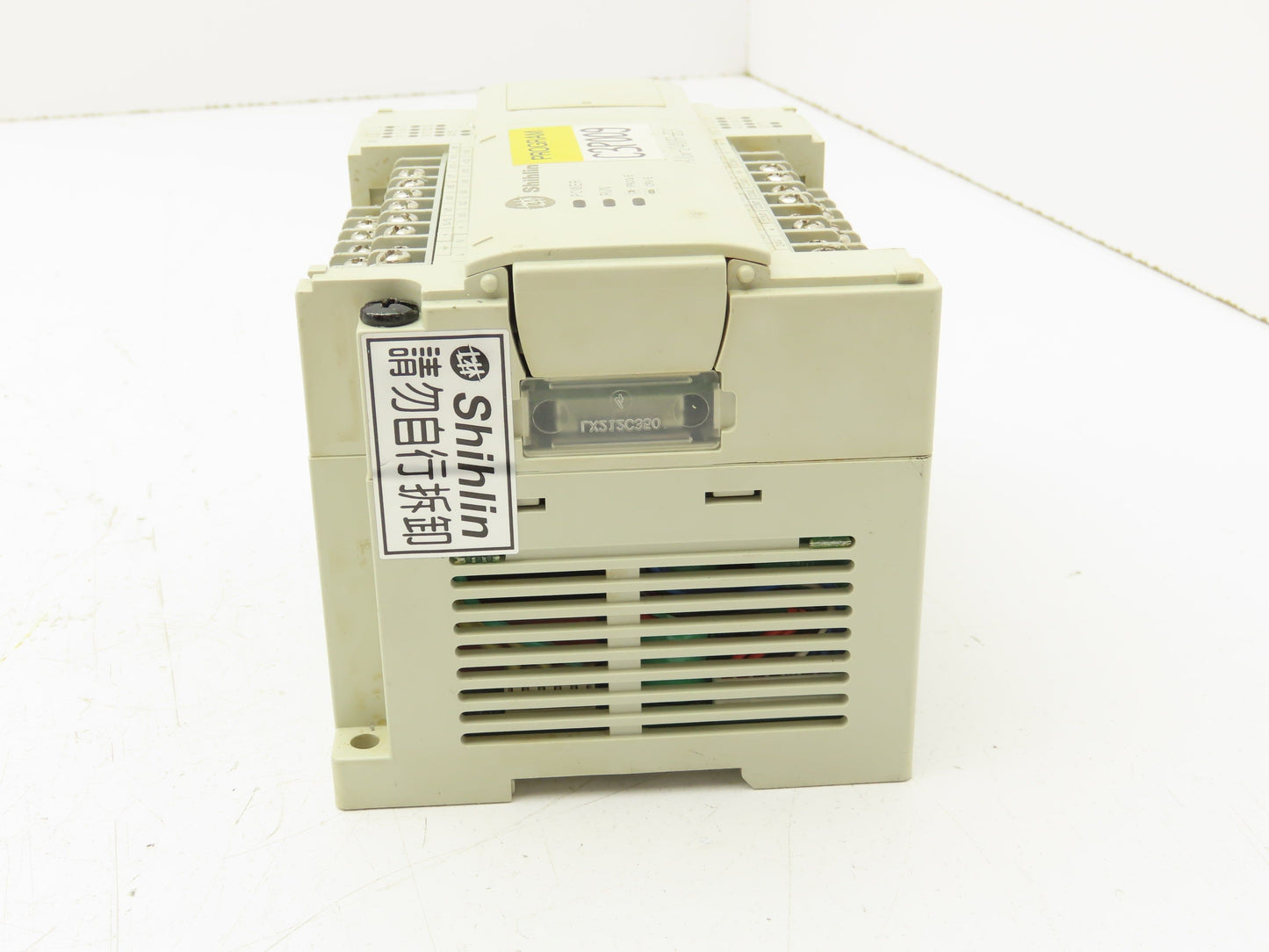 Shihlin AXON-24MR-ES Programmable Logic Controller 100-240VAC 2A 50/60HZ