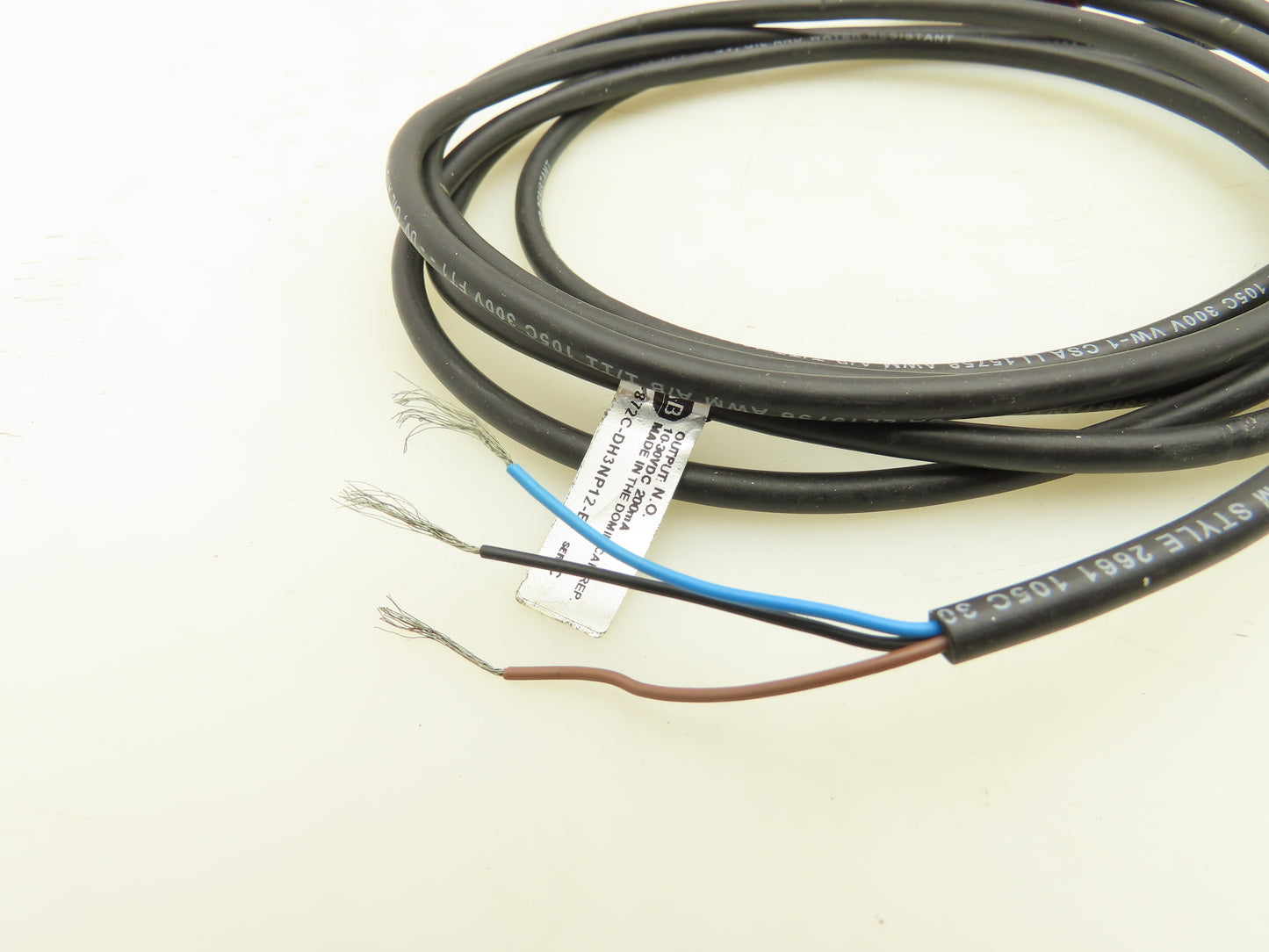 Allen-Bradley 872C-DH3NP12-E2 Inductive Proximity Sensor 10-30VDC 200mA Series C