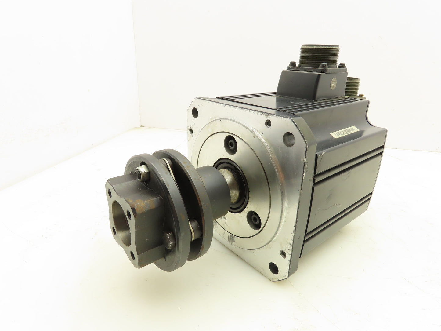 Mitsubishi HC153T-SZ AC Servo Motor 1.5kw 3000RPM Rotary Absolute Encoder