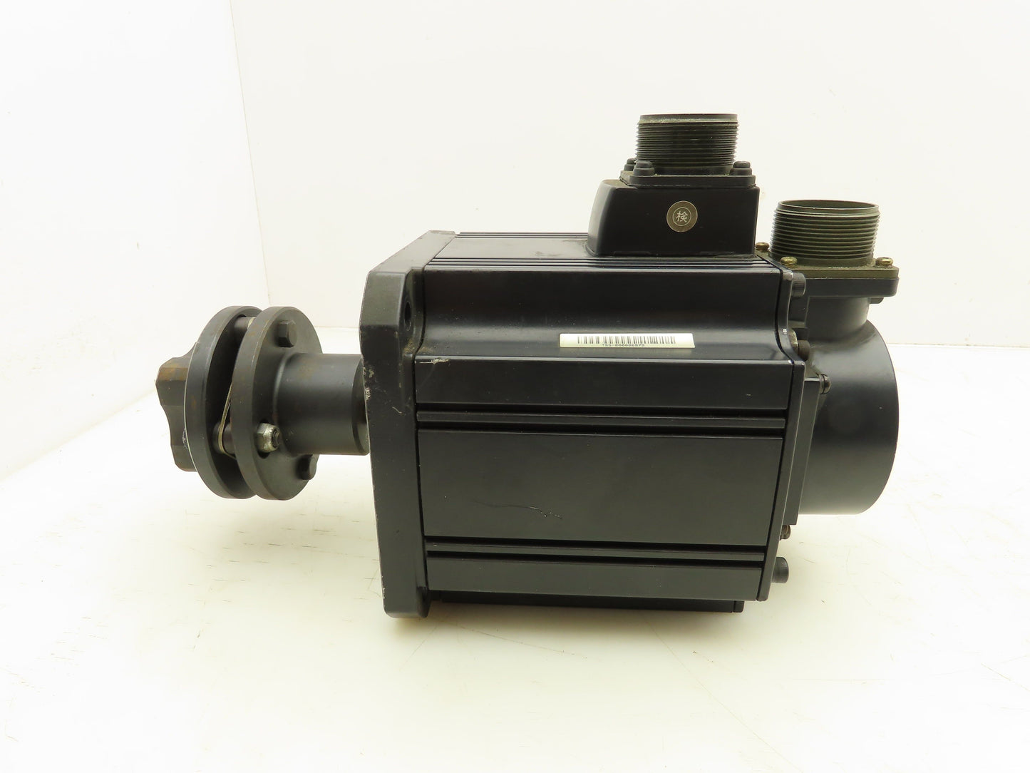 Mitsubishi HC153T-SZ AC Servo Motor 1.5kw 3000RPM Rotary Absolute Encoder