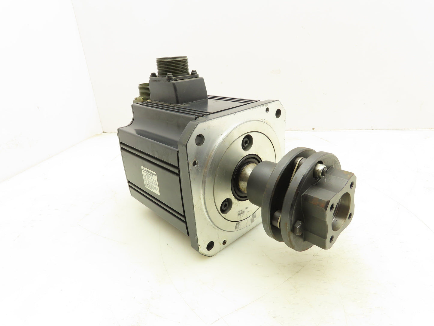 Mitsubishi HC153T-SZ AC Servo Motor 1.5kw 3000RPM Rotary Absolute Encoder
